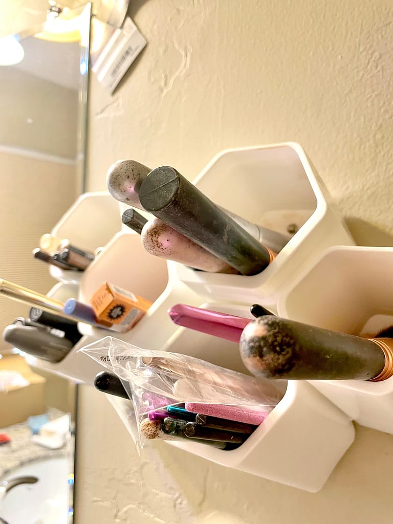 Organized makeup brushes
